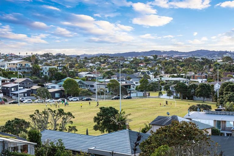 Photo of property in 26 Marellen Drive, Red Beach, 0932