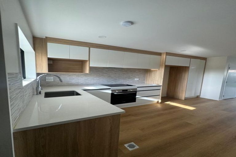 Photo of property in 1d Hollinbrigg Place, Manurewa, Auckland, 2102