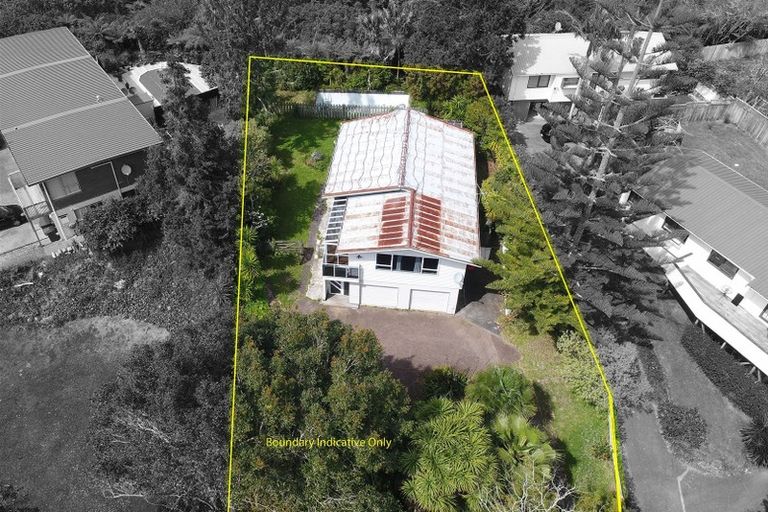 Photo of property in 40 Glamorgan Drive, Torbay, Auckland, 0630