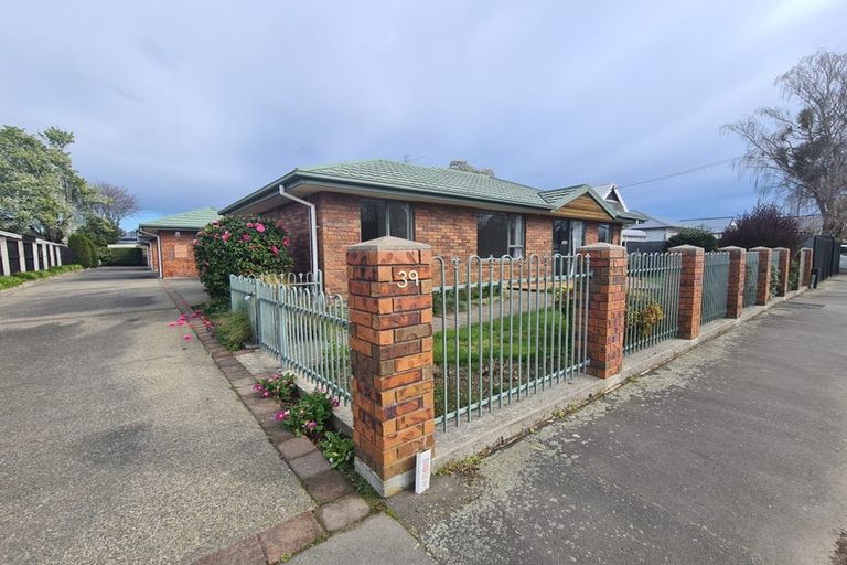 Photo of property in 1/39 Cleveland Street, Edgeware, Christchurch, 8013