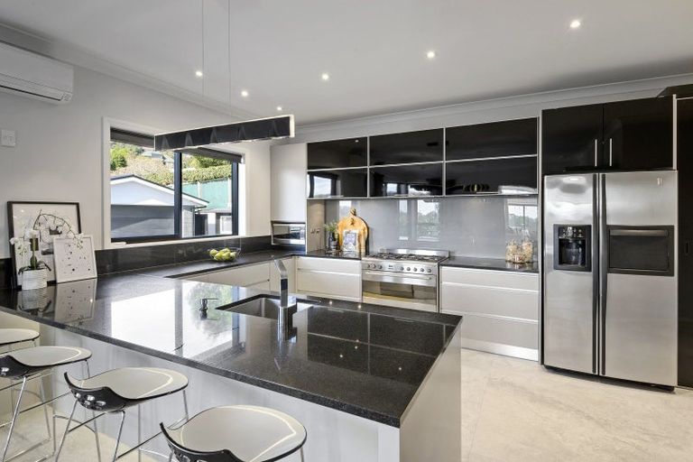 Photo of property in 37 Penruddock Rise, Westmorland, Christchurch, 8025