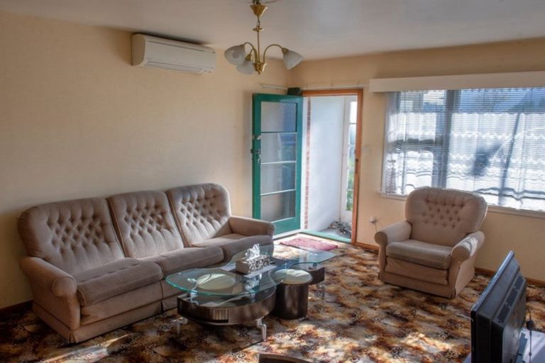 Photo of property in 2/1 Nelson Street, Riccarton, Christchurch, 8011