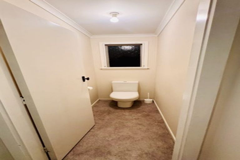 Photo of property in 11a Kitchener Square, Highfield, Timaru, 7910