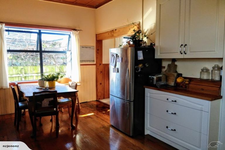 Photo of property in 317 Mackay Street, Thames, 3500