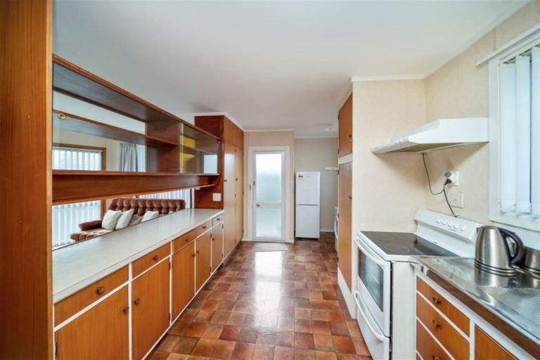 Photo of property in 11 Puriri Street, Hawera, 4610