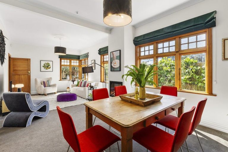 Photo of property in 57 Garden Road, Northland, Wellington, 6012