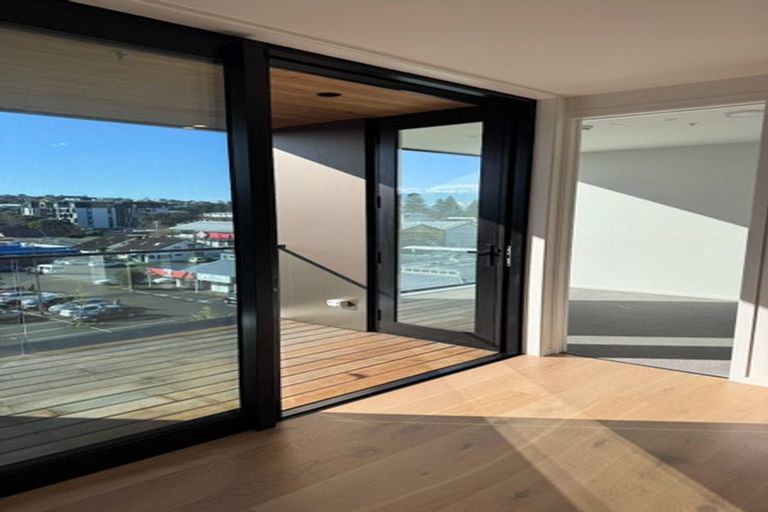 Photo of property in 402/32 Anzac Road, Browns Bay, Auckland, 0630