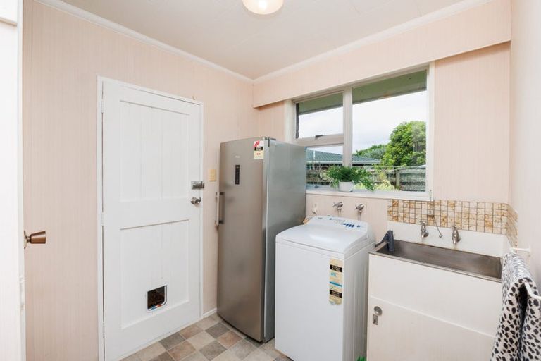 Photo of property in 4 Cramer Place, Awapuni, Palmerston North, 4412