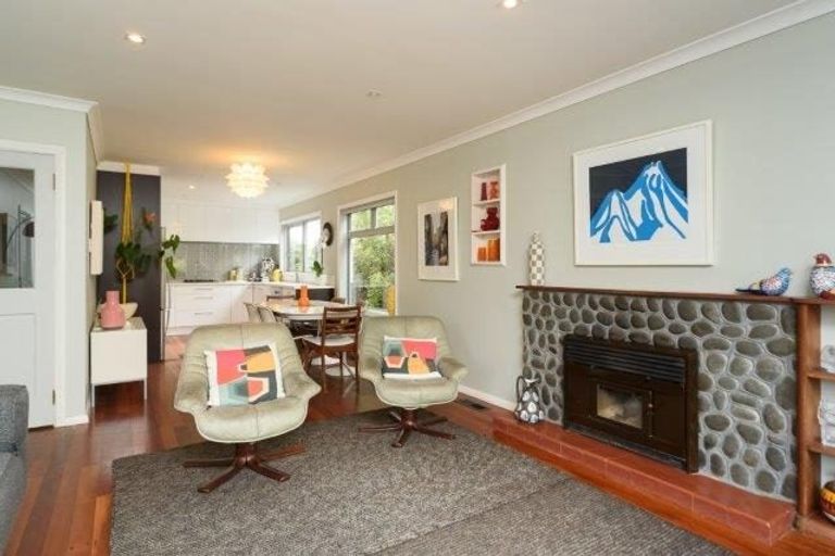 Photo of property in 59 Highbury Road, Highbury, Wellington, 6012