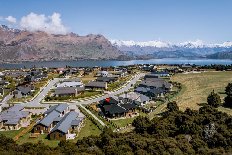 Photo of property in 89 Infinity Drive, Wanaka, 9305