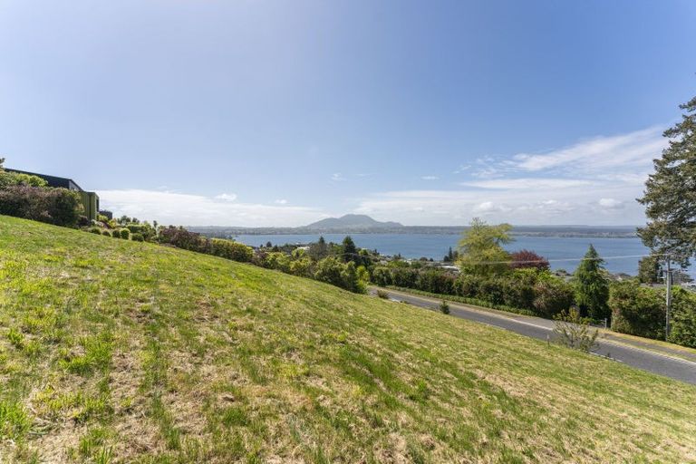 Photo of property in 58 Mapara Road, Acacia Bay, Taupo, 3385