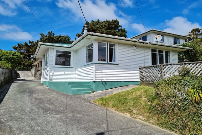 Photo of property in 9 Fraser Avenue, Johnsonville, Wellington, 6037