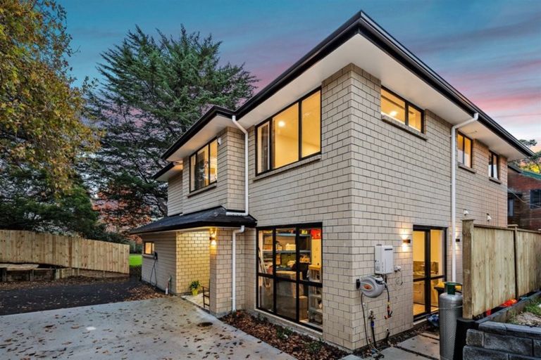 Photo of property in 34a Sherwood Avenue, Te Atatu South, Auckland, 0610