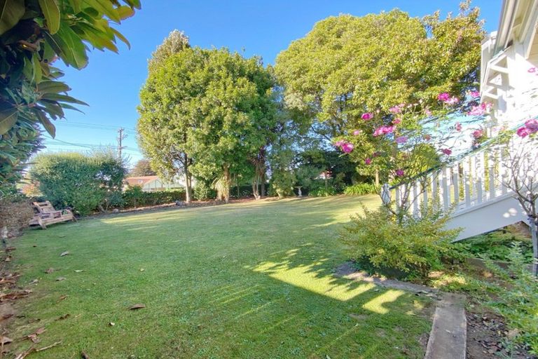 Photo of property in 2 Fairview Road, Te Awamutu, 3800