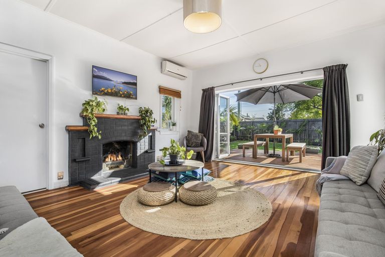 Photo of property in 96 Harris Street, Pukekohe, 2120