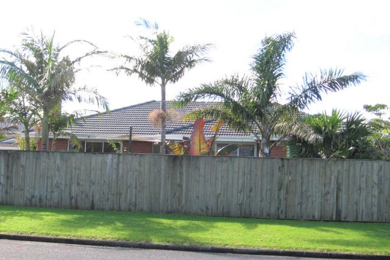 Photo of property in 1/20 Hattaway Avenue, Bucklands Beach, Auckland, 2012