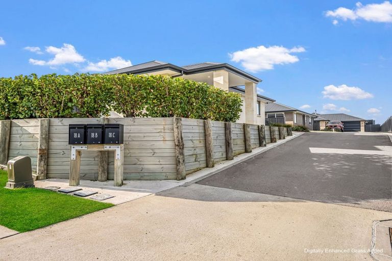 Photo of property in 18a Clydesdale Drive, Holmes Hill, Oamaru, 9401