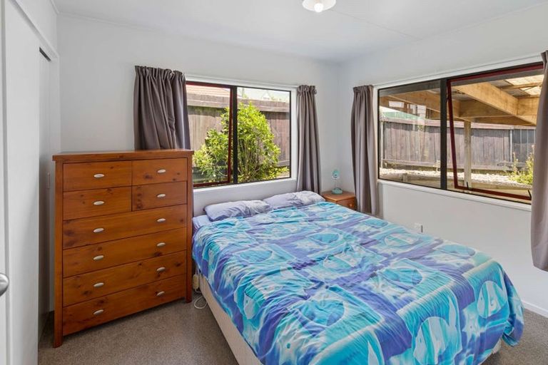 Photo of property in 4 Underwood Way, Churton Park, Wellington, 6037