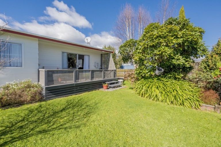 Photo of property in 41 Green Avenue, Levin, 5510