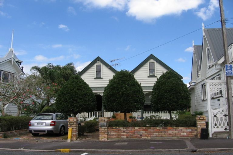 Photo of property in 6 Anne Street, Devonport, Auckland, 0624