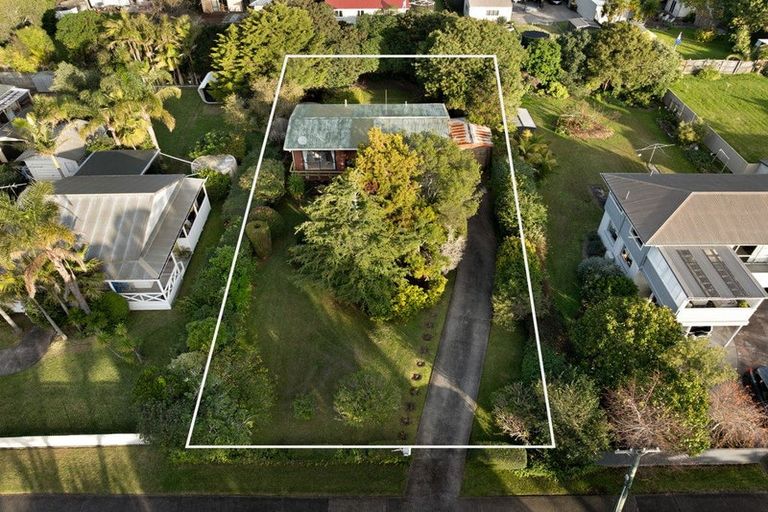 Photo of property in 127 Second View Avenue, Beachlands, Auckland, 2018