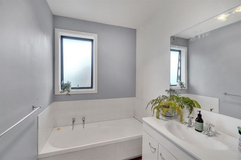Photo of property in 16 Dunedin Street, Redwood, Christchurch, 8051