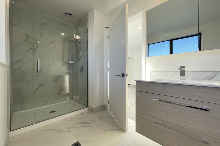 Photo of property in 6b/3 Taramea Place, Addington, Christchurch, 8024