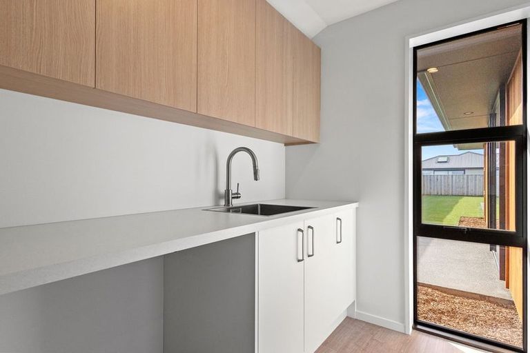 Photo of property in 27 Duporth Road, Rolleston, 7614