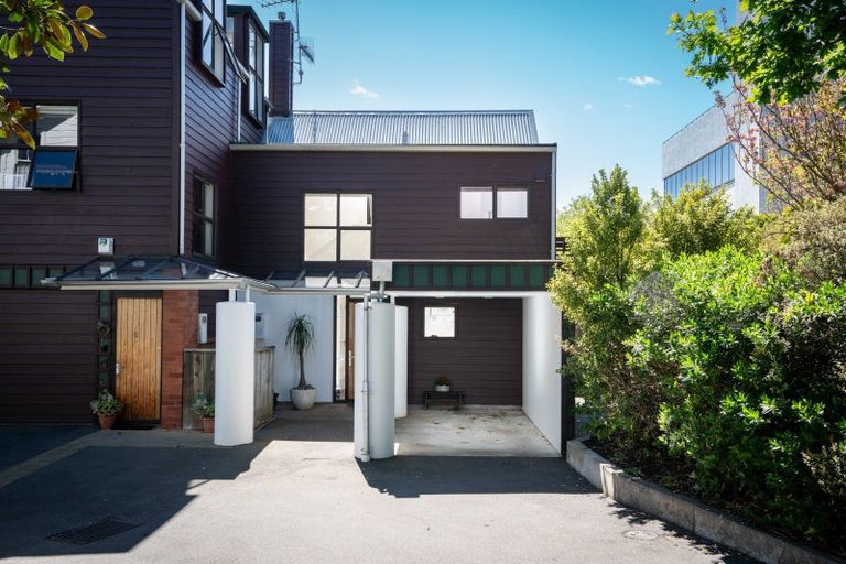 Photo of property in 1/80 Hobson Street, Thorndon, Wellington, 6011