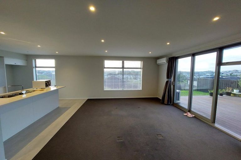 Photo of property in 74 Madison Terrace, Silverdale, 0932