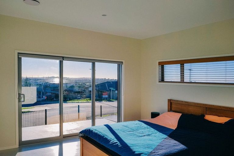 Photo of property in 25 Woodridge Drive, Stanmore Bay, Whangaparaoa, 0932