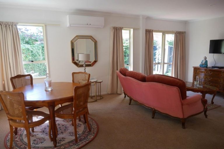 Photo of property in 3 Centaurus Road, Cashmere, Christchurch, 8022