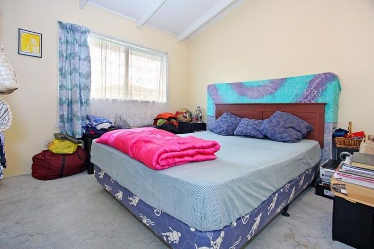 Photo of property in 2/56 Henwood Road, Mangere East, Auckland, 2024