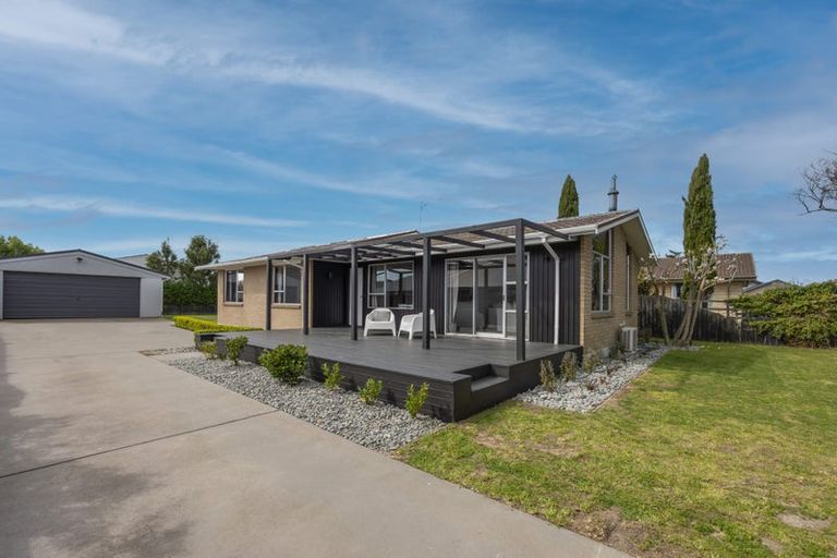 Photo of property in 5 Betula Place, Parklands, Christchurch, 8083