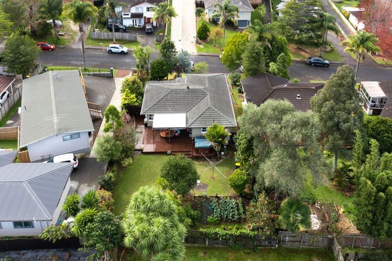 Photo of property in 46 Normanton Street, Glenfield, Auckland, 0629