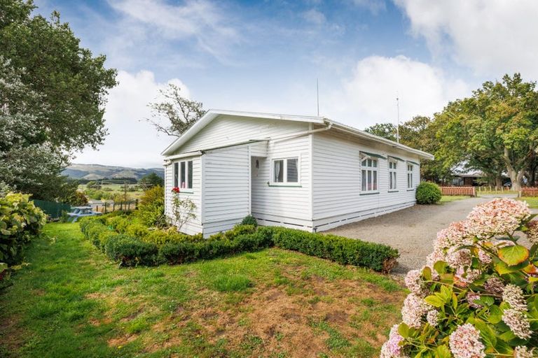 Photo of property in 35 Raukawa Road, Ashhurst, Palmerston North, 4470