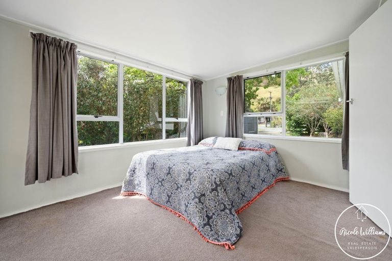 Photo of property in 9 Regent Street, Whakapirau, Maungaturoto, 0583