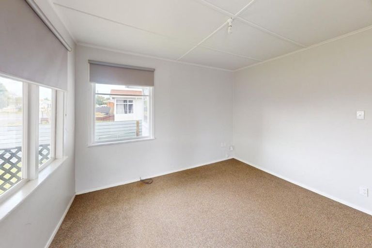 Photo of property in 80 Rugby Street, Awapuni, Palmerston North, 4412
