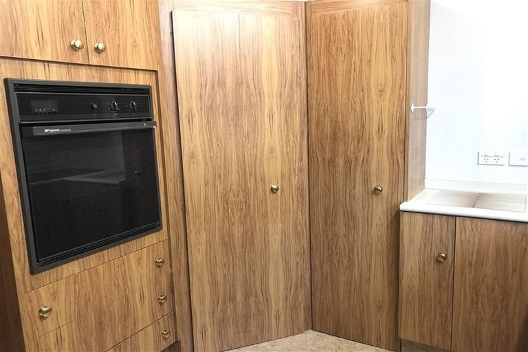 Photo of property in 96 Kapanui Road, Waikanae, 5036