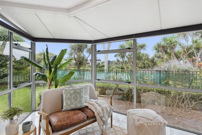 Photo of property in 14 Meredith Way, Paraparaumu Beach, Paraparaumu, 5032