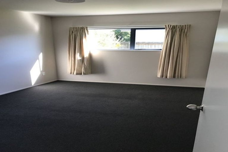 Photo of property in 15 Kaplan Avenue, Islington, Christchurch, 8042