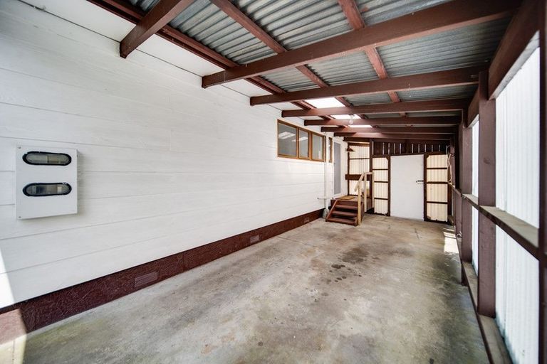 Photo of property in 1/45 Grove Road, Papakura, 2110