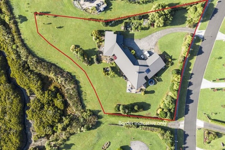 Photo of property in 10 Millbrook Drive, Waiuku, 2683