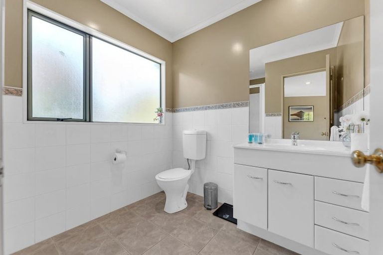 Photo of property in 81 Polo Prince Drive, Totara Park, Manurewa, 2576