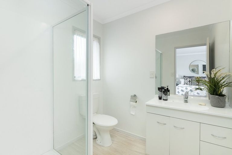 Photo of property in 28/19 Glencarron Place, Bethlehem, Tauranga, 3110