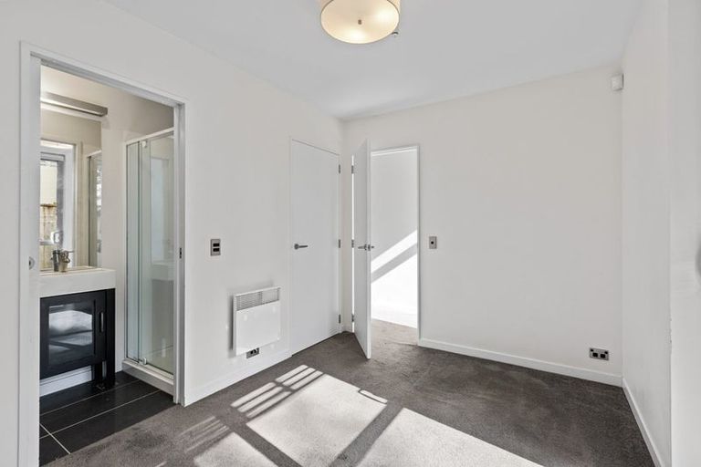 Photo of property in 26 Wright Street, Mount Cook, Wellington, 6021