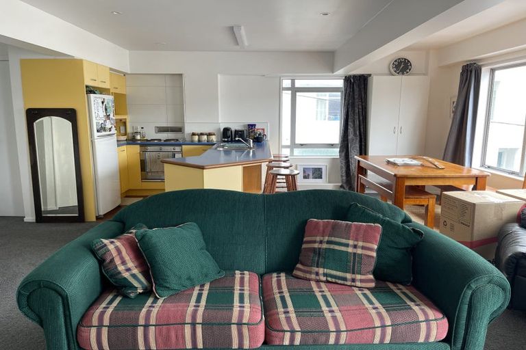 Photo of property in 15u1 Hawker Street, Mount Victoria, Wellington, 6011