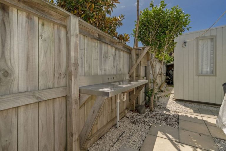 Photo of property in 11 Dotterel Place, Whitianga, 3510