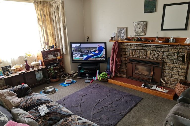 Photo of property in 80 Romilly Street, Westport, 7825