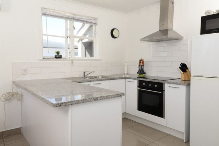 Photo of property in 75 Massey Street, Frankton, Hamilton, 3204